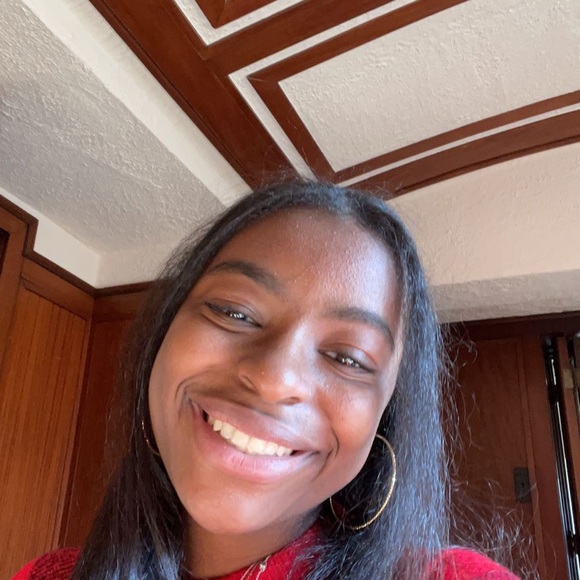 Meet your Posher, Madi - Picture 1 of 1